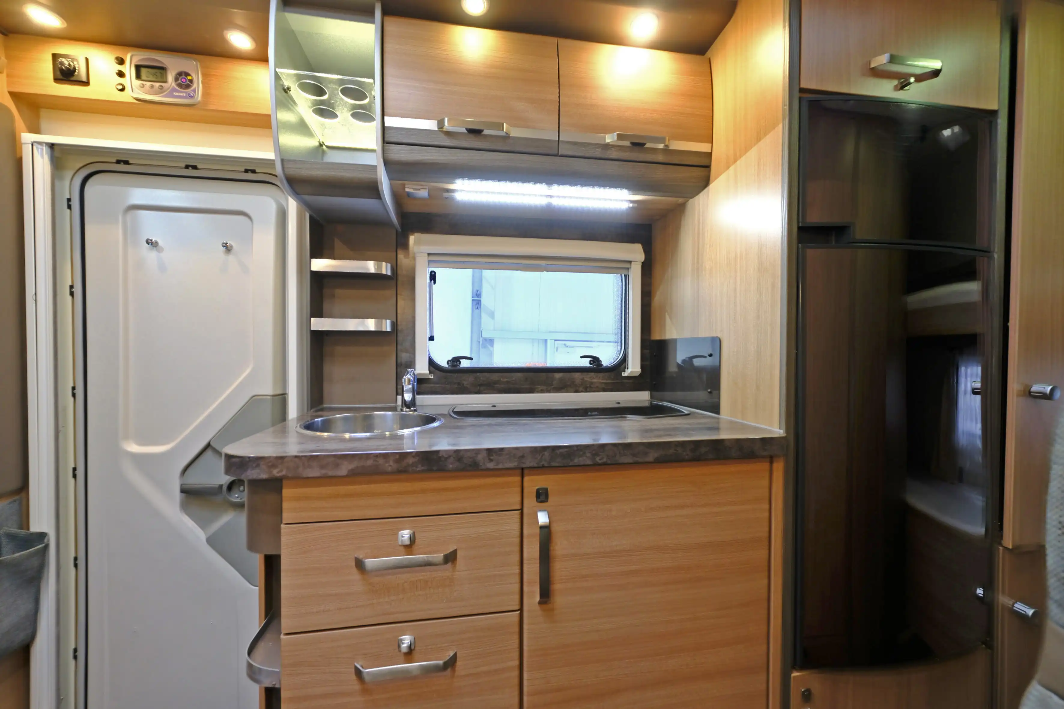 KNAUS Sky Traveller 650 DKG - Ansicht 13